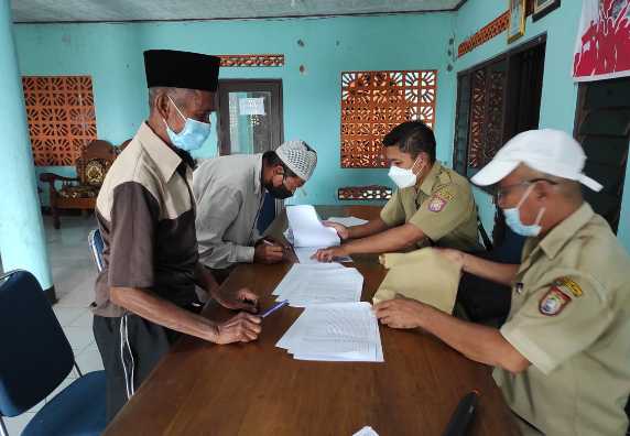 bantuan langsung tunai
